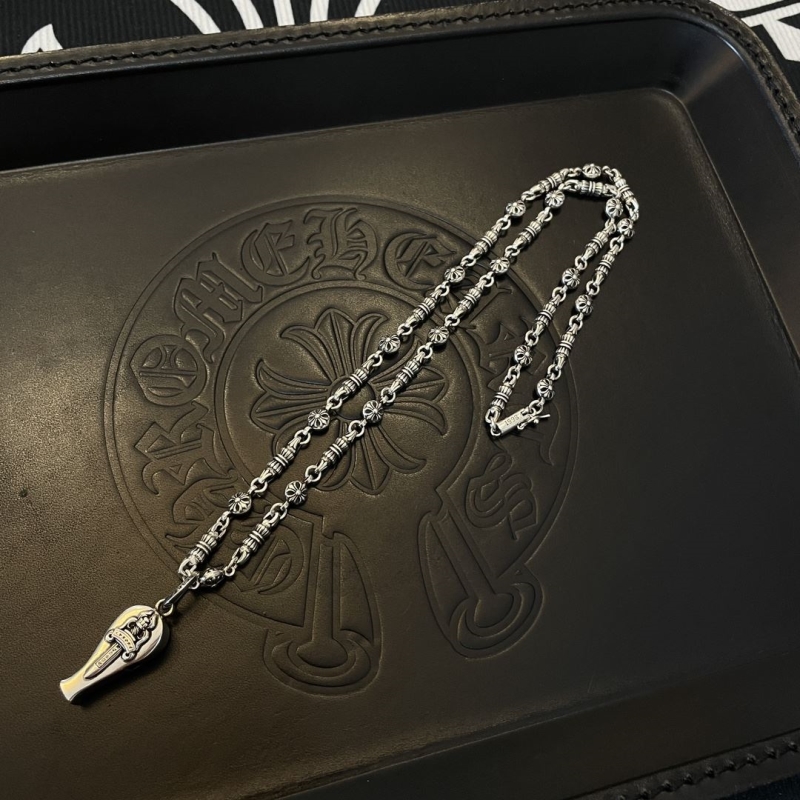 Ch**me He**ts necklaces